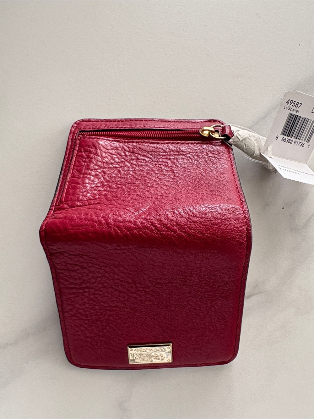 Coach Red Leather small wallet with Gold Hardware - Picture 4 of 5